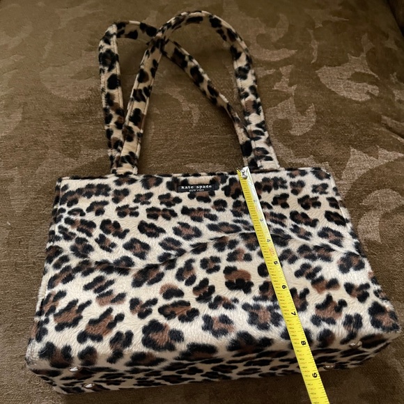 Leopard Handbag - Picture 5 of 7